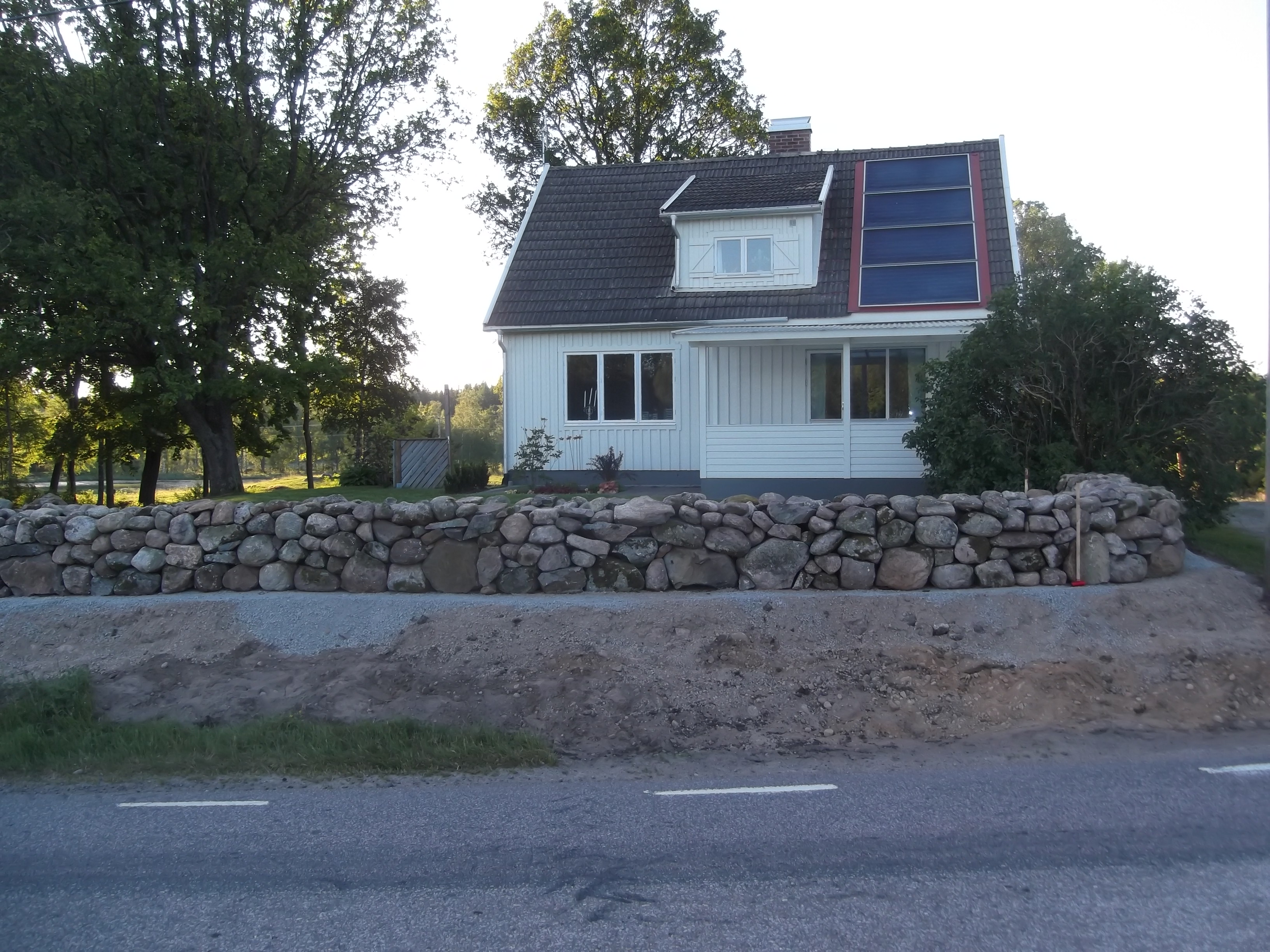 Stenmur på drygt två veckor